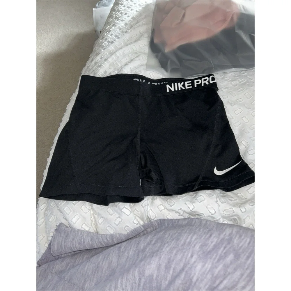 Nike Pro Dri-Fit Compression Shorts Women's Size M Black Athletic Gym